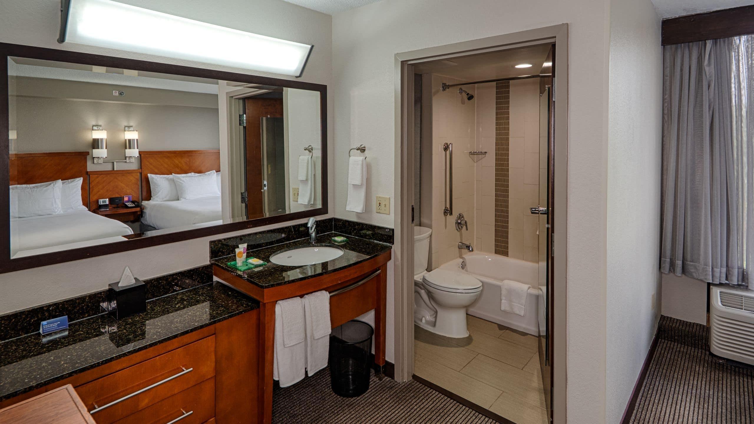 Hyatt Place North Raleigh Midtown Экстерьер фото